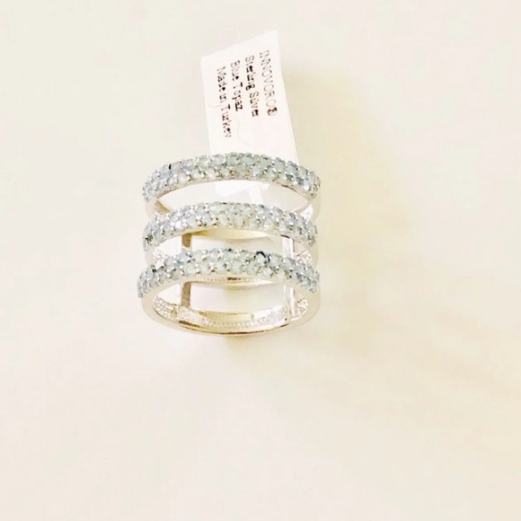 Innovoro Jewelry - New 2.60ct Blue Topaz Sterling Silver Ring Size 7